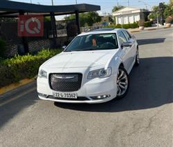 کرایسلەر 300